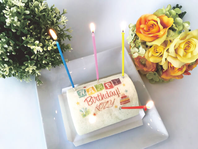 食べられるトッピングシート（デコシール）イメージ写真：お誕生日ケーキ